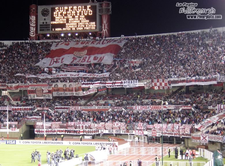 River Plate vs Junior (LIB 2005) 3